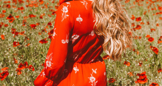 Seeing Red: Oregon Poppy Fields & Fall Dresses