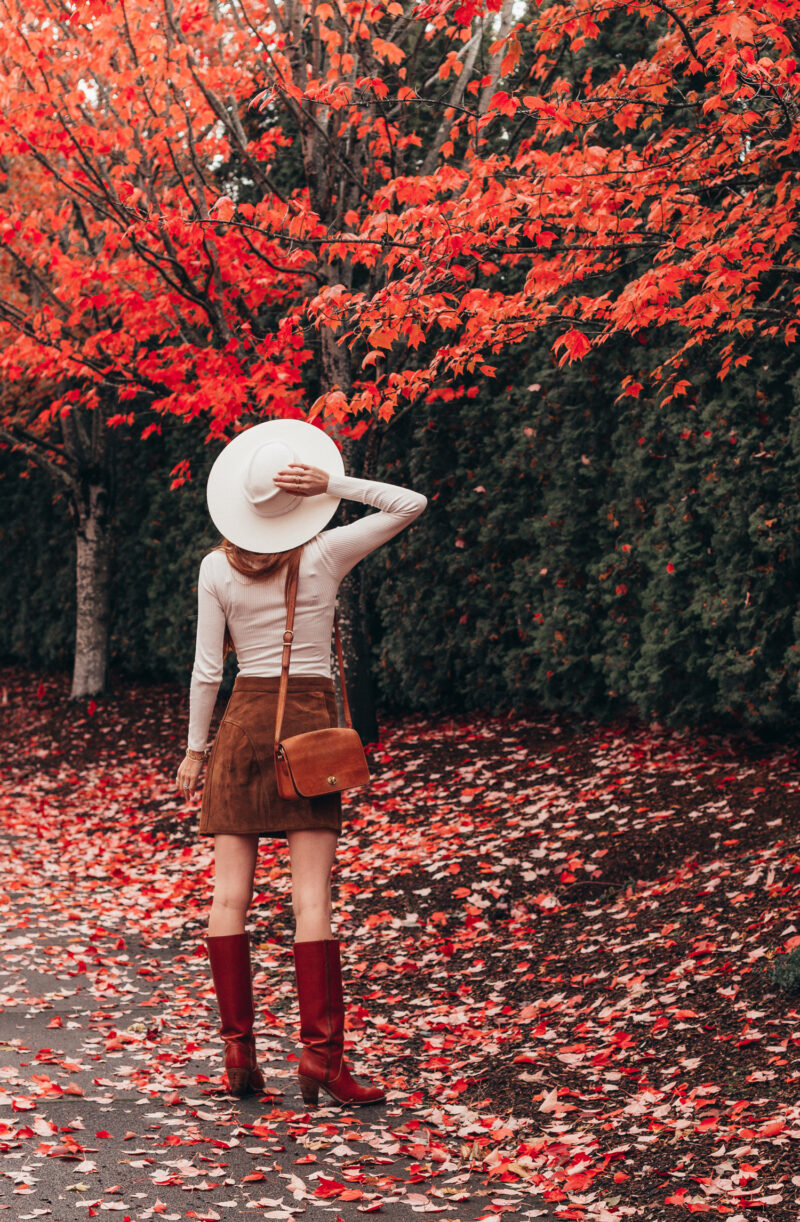 How To Style A Brown And White Outfit For Fall • Stop, Drop & Vogue